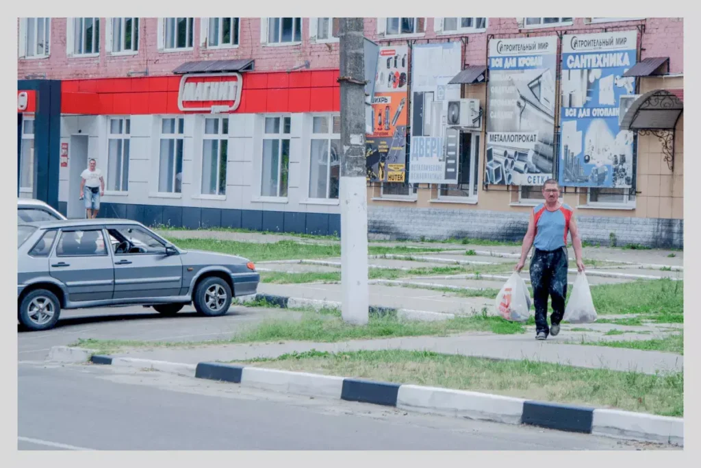 Центральная улица в Сураже. Фото: Серафим Миронов.