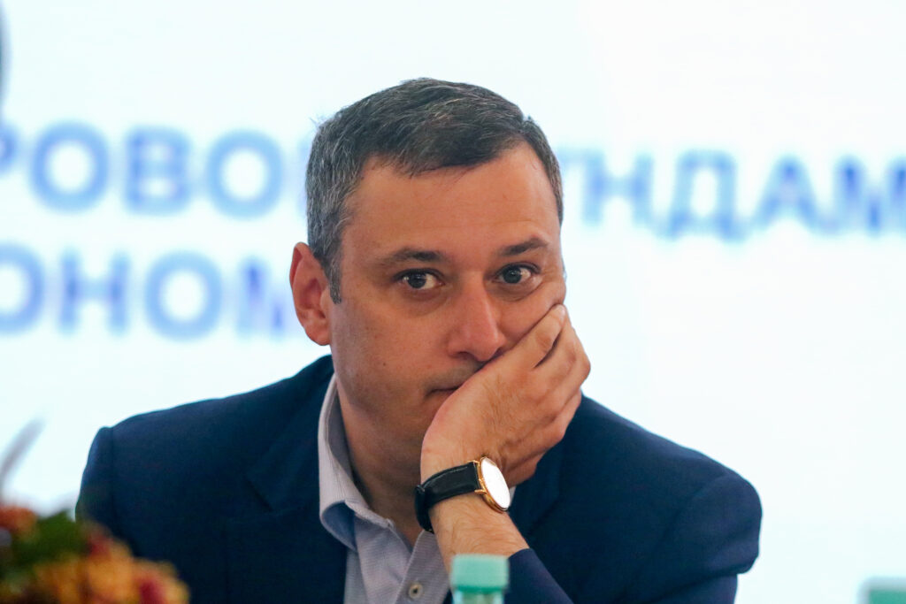 Александр Хинштейн