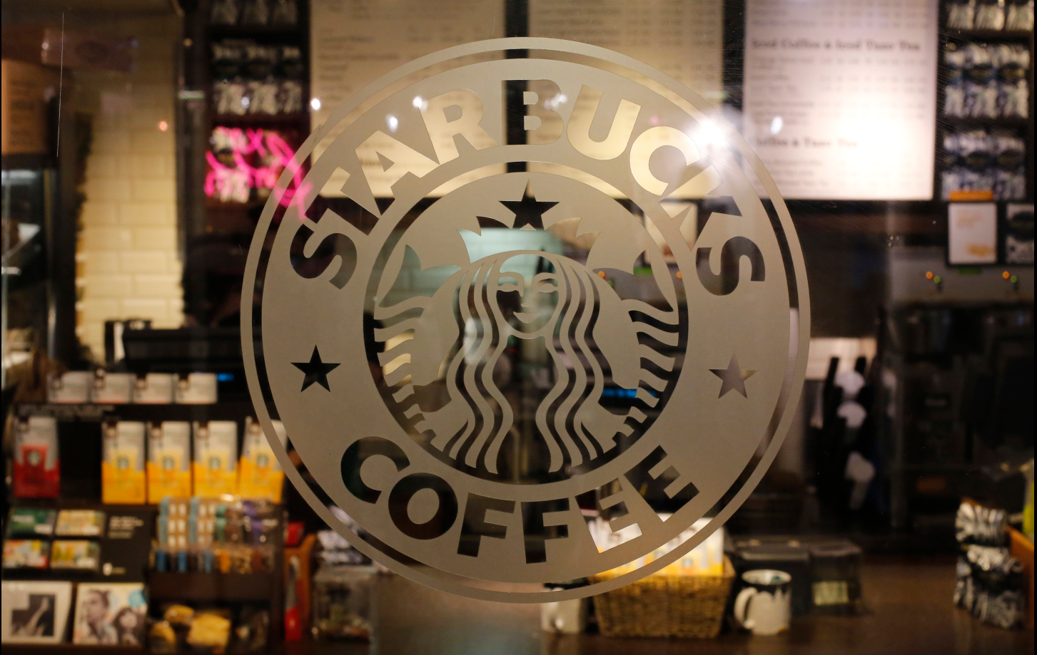 Starbucks в России