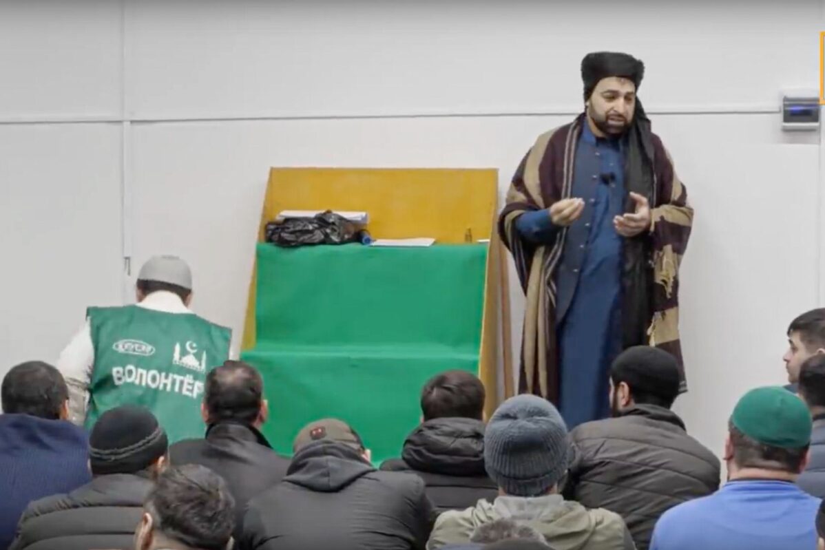 Мечеть, открытая в бывшем здании Магнита в Москве