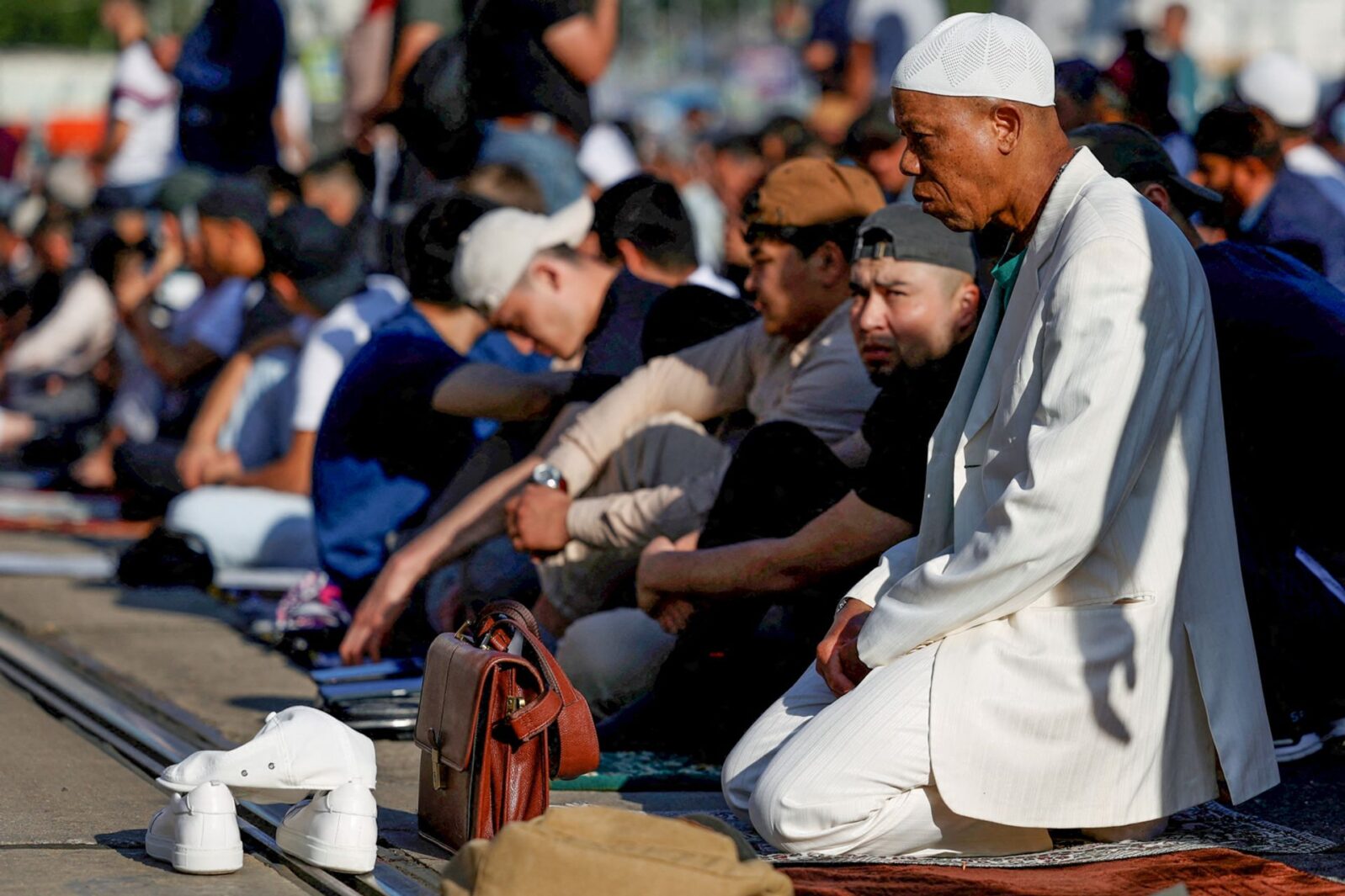 Курбан-байрам возле Соборной мечети в Москве