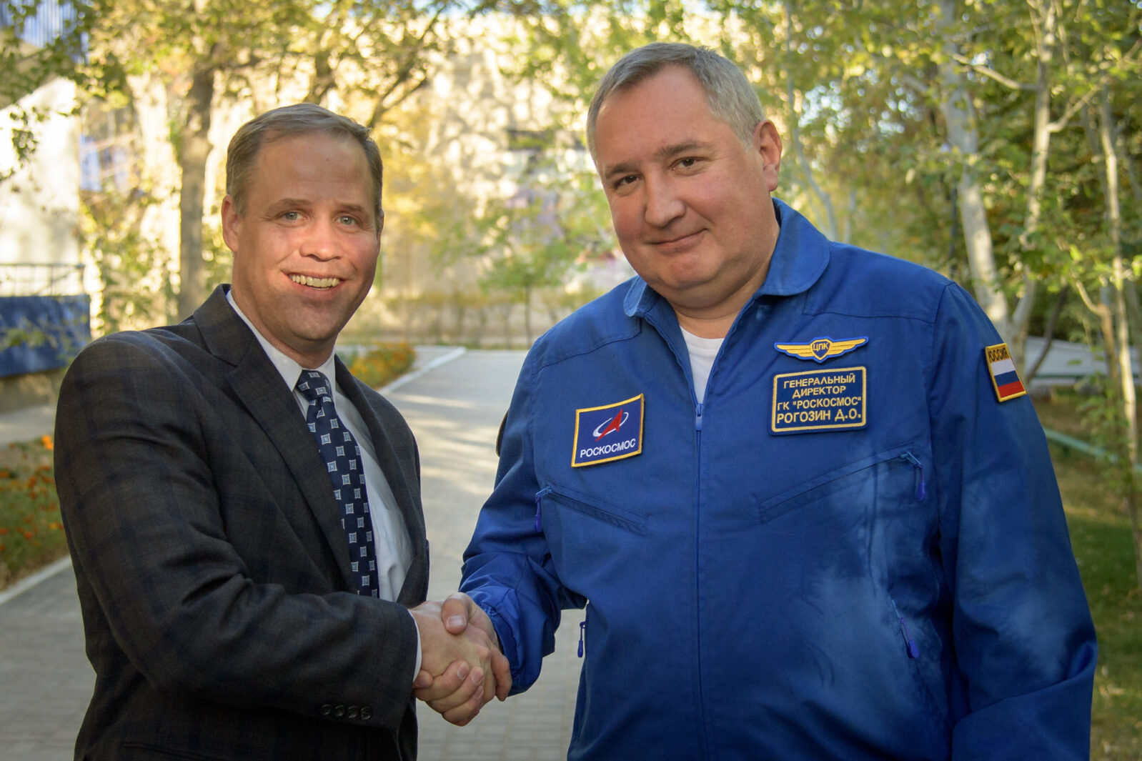 Администратор НАСА Джим Брайденстайн и&nbsp;генеральный директор Роскосмоса Дмитрий Рогозин