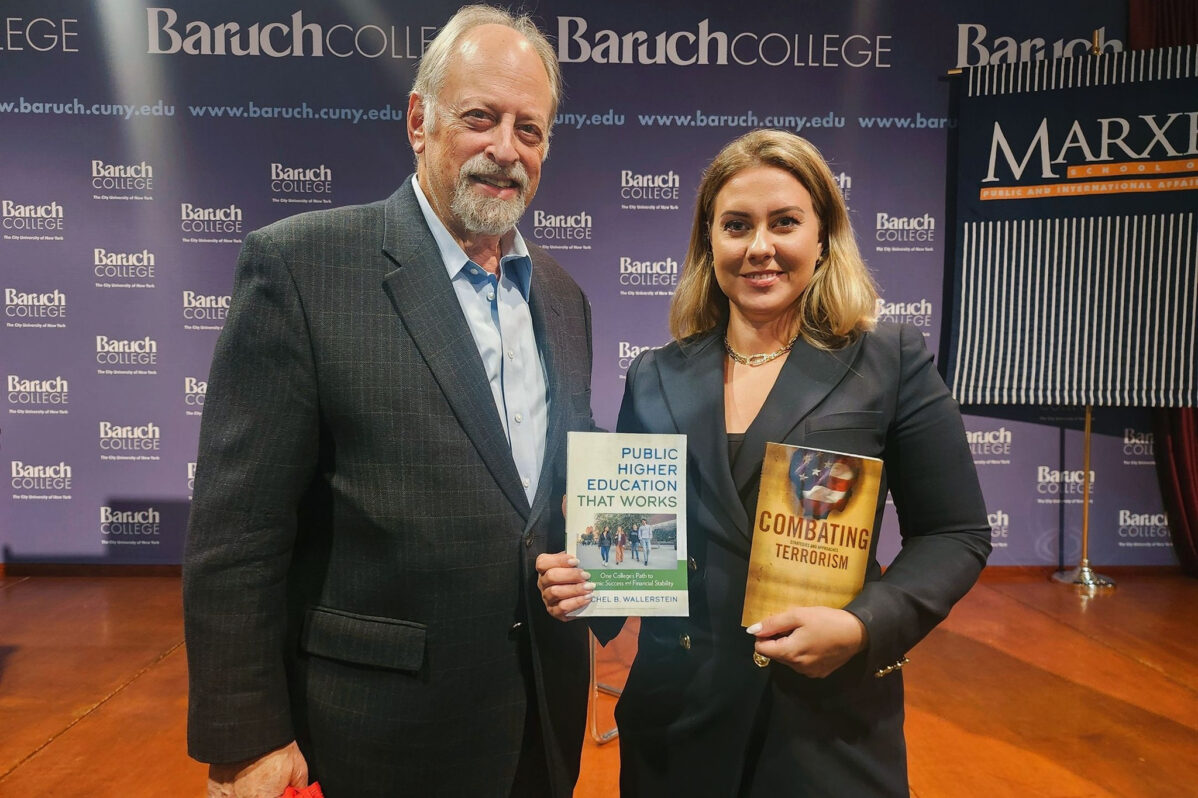 Номма Зарубина и бывший представитель Минобороны США Митчел Валлерстайн