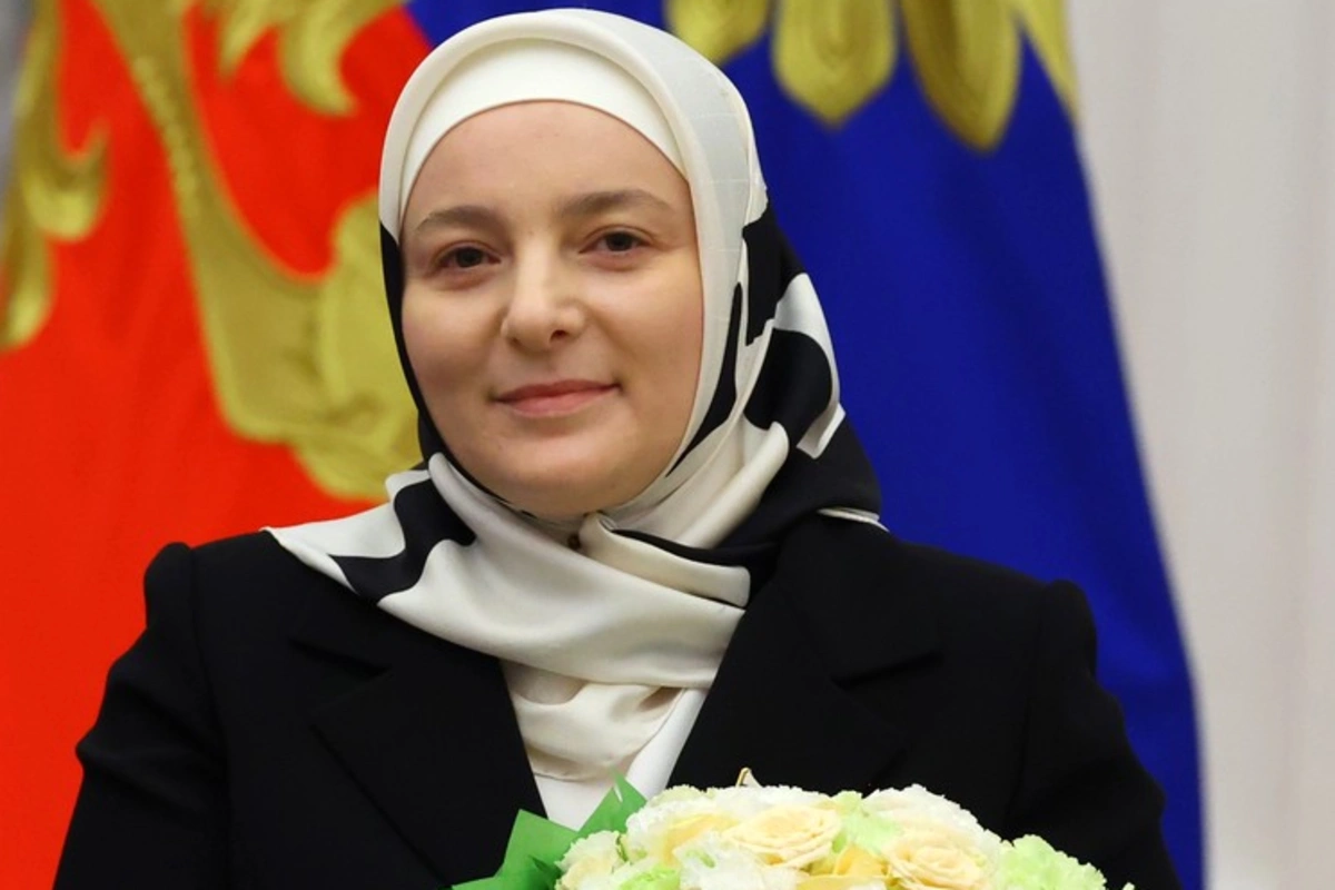 Из Единого государственного реестра юридических лиц (ЕГРЮЛ) пропала информация о том, с какими компаниями связана первая жена главы Чечни Медни Кадырова