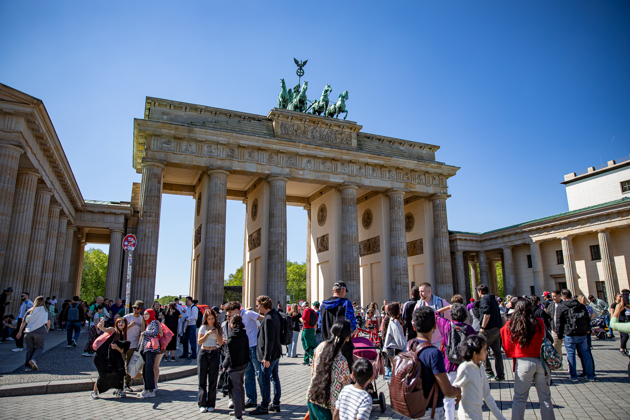 Число выданных россиянам предписаний покинуть ЕС оказалось рекордным как минимум за последние четыре года