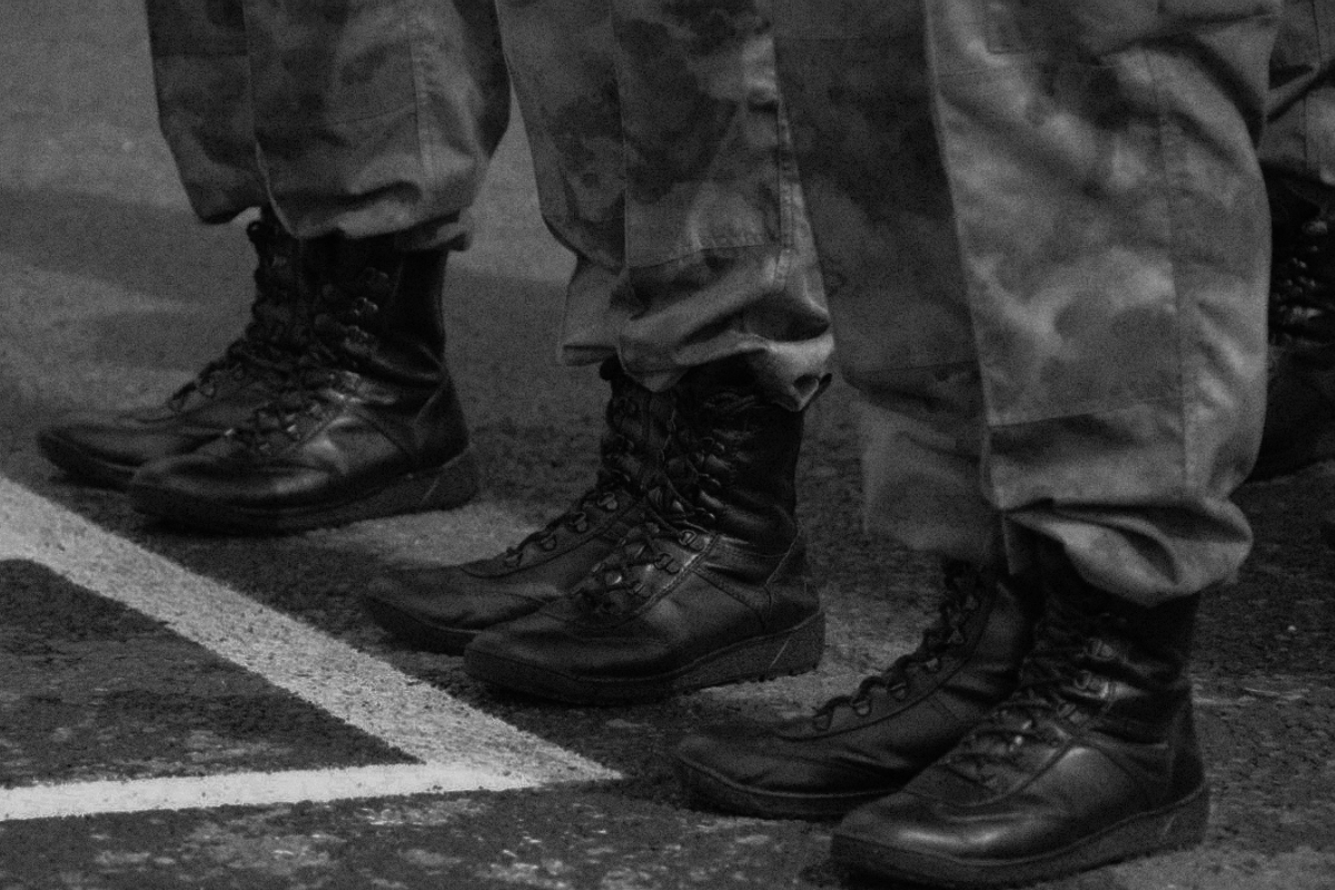 В селе Гирьи в Курской области российский военный стрелял в жителей