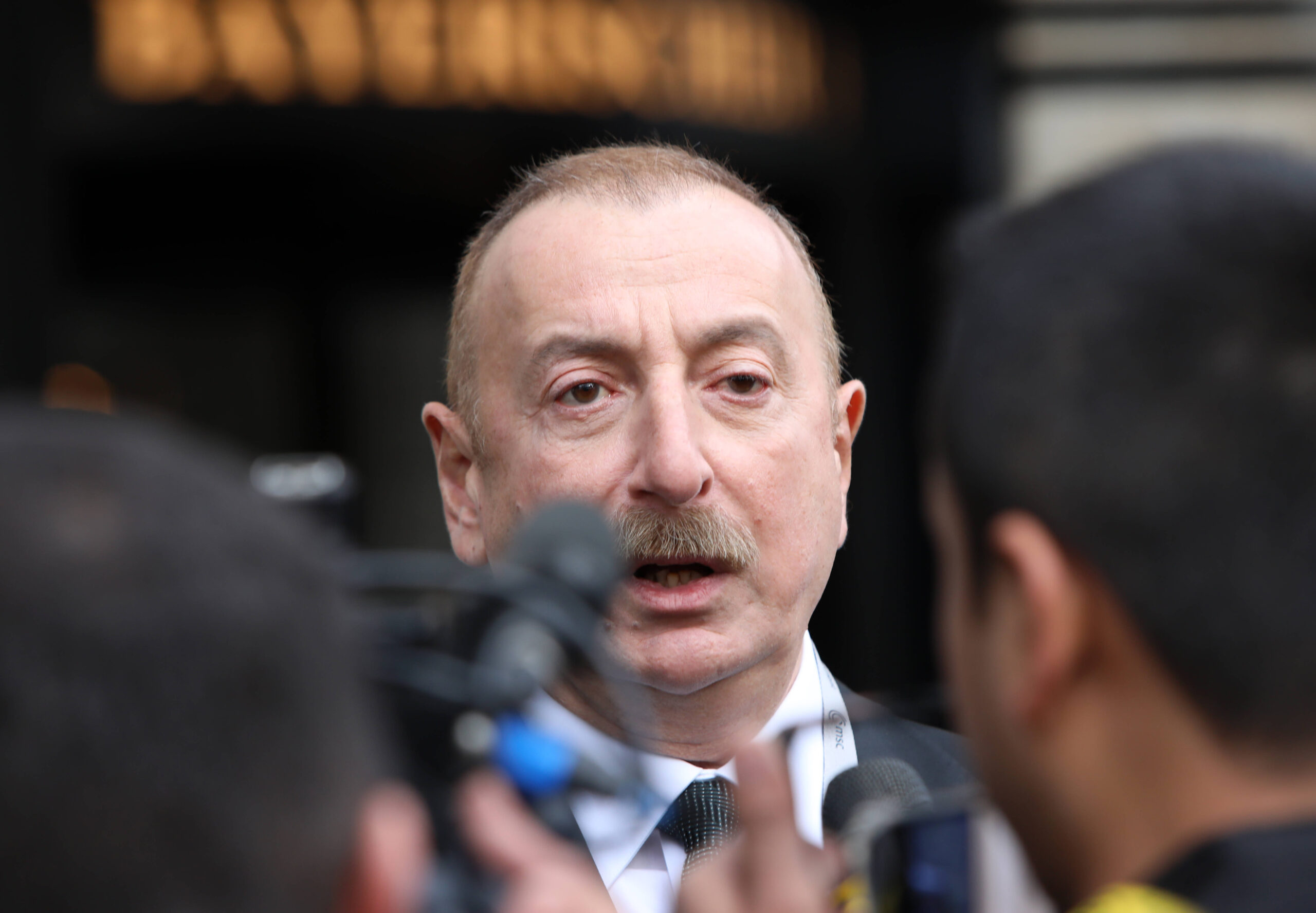 Президент Азербайджана Ильхам Алиев не прилетит в Москву на 9 мая