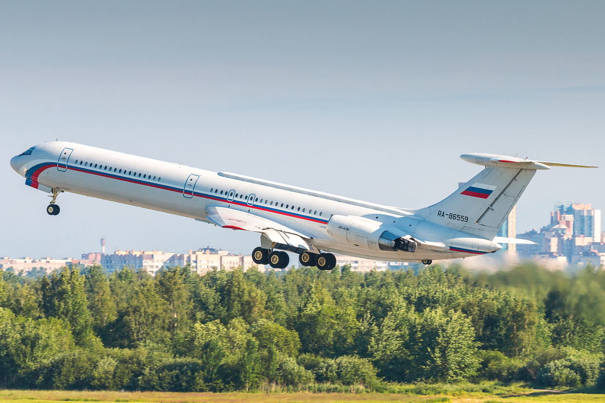 Самолёт с бортовым номером RA-86559, на котором российская делегация прибыла для переговоров в Стамбул