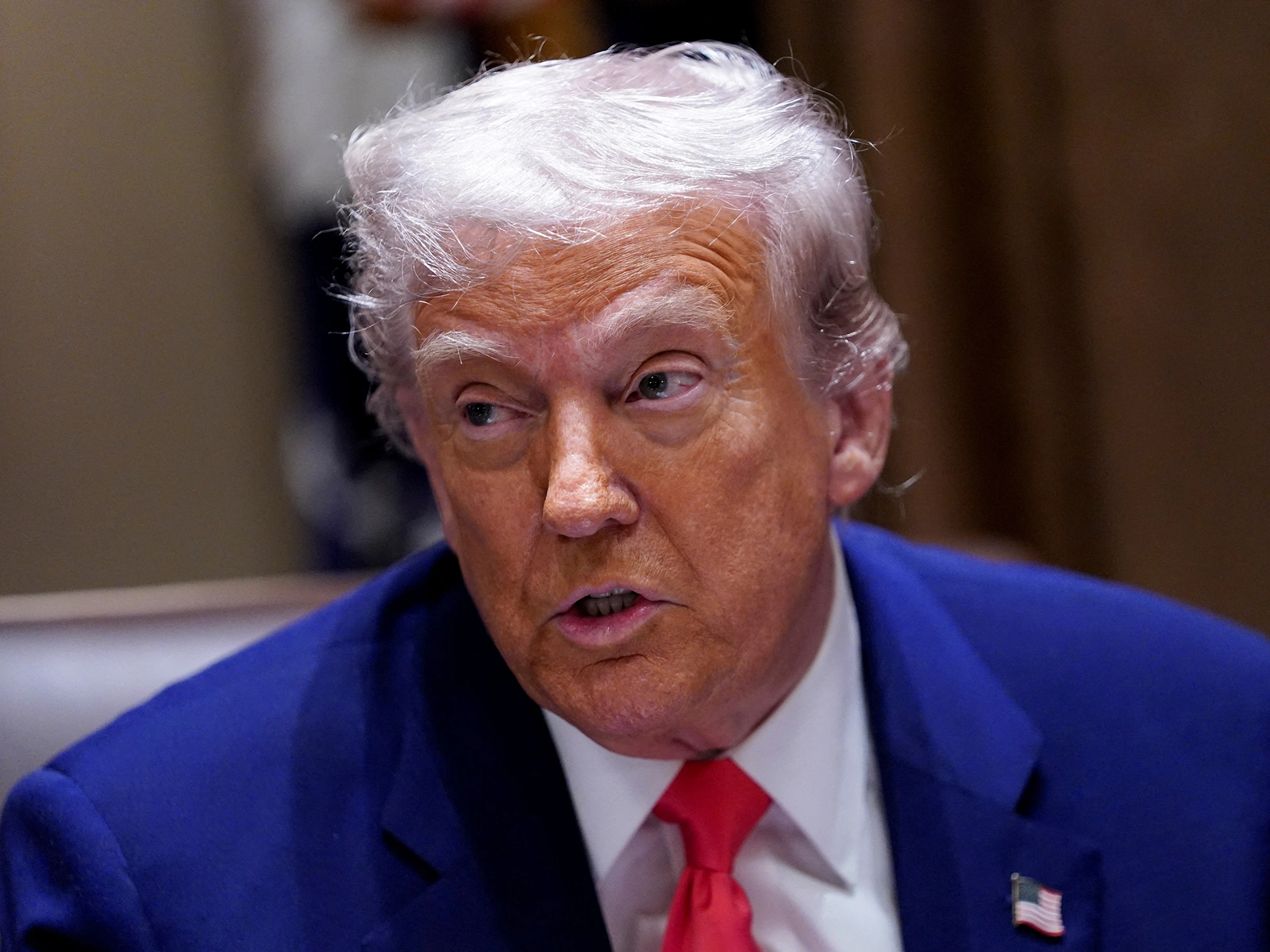 Трамп написал, что Путин «совершенно сошёл с ума»