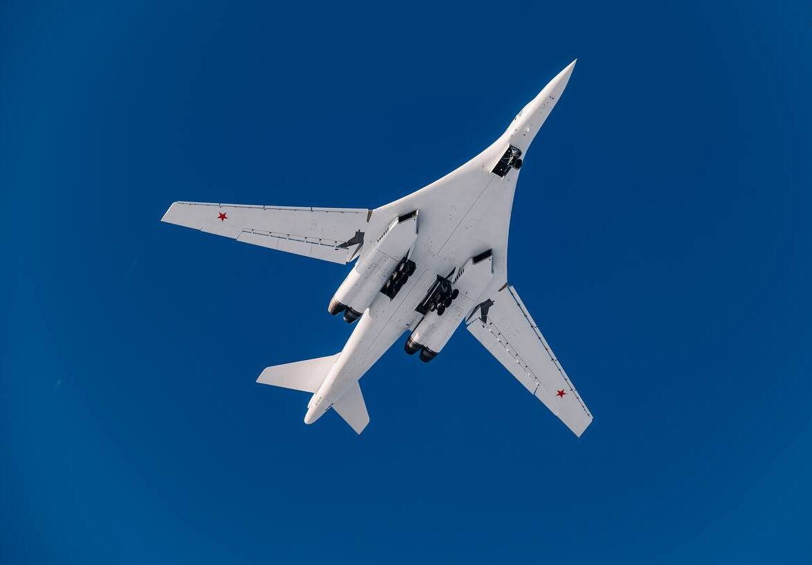 Комплексы «Ярс» и модернизированные ракетоносцы Ту-160М в этом году пополнят стратегические ядерные силы России, а баллистические ракеты «Орешник» уже поставлены на серийное производство