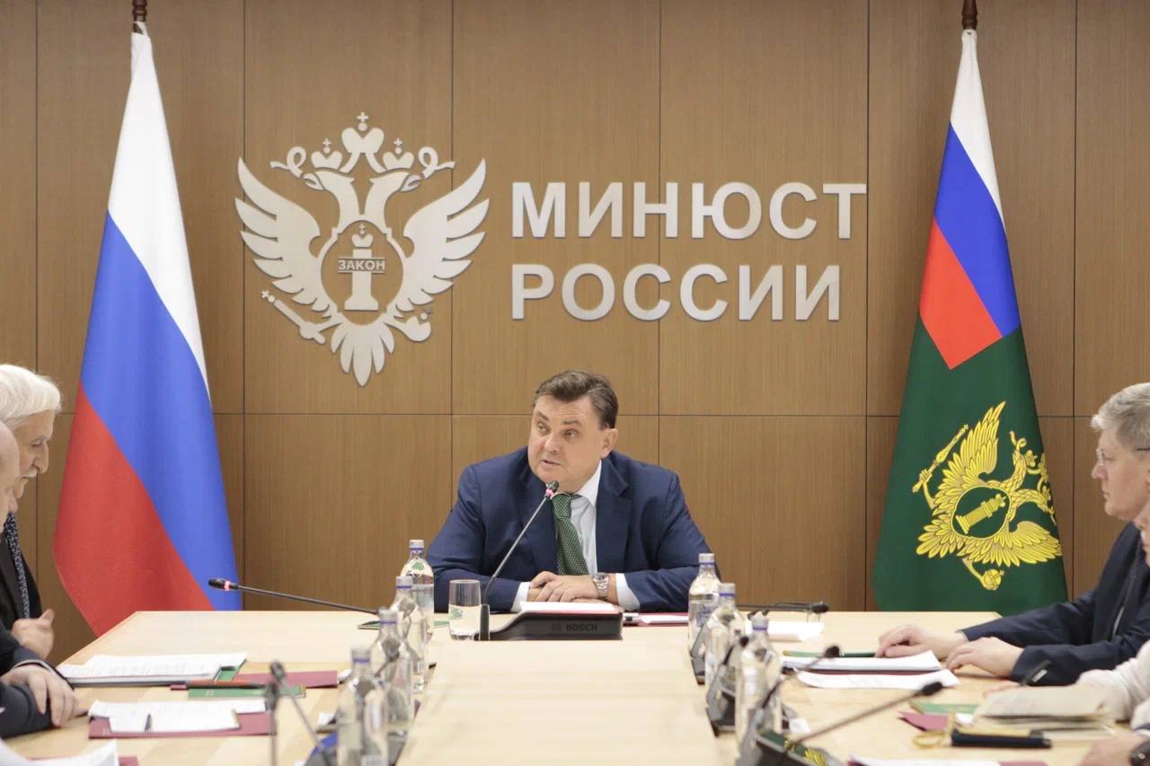 Минюст внёс в реестр иноагентов публициста Бориса Стомахина