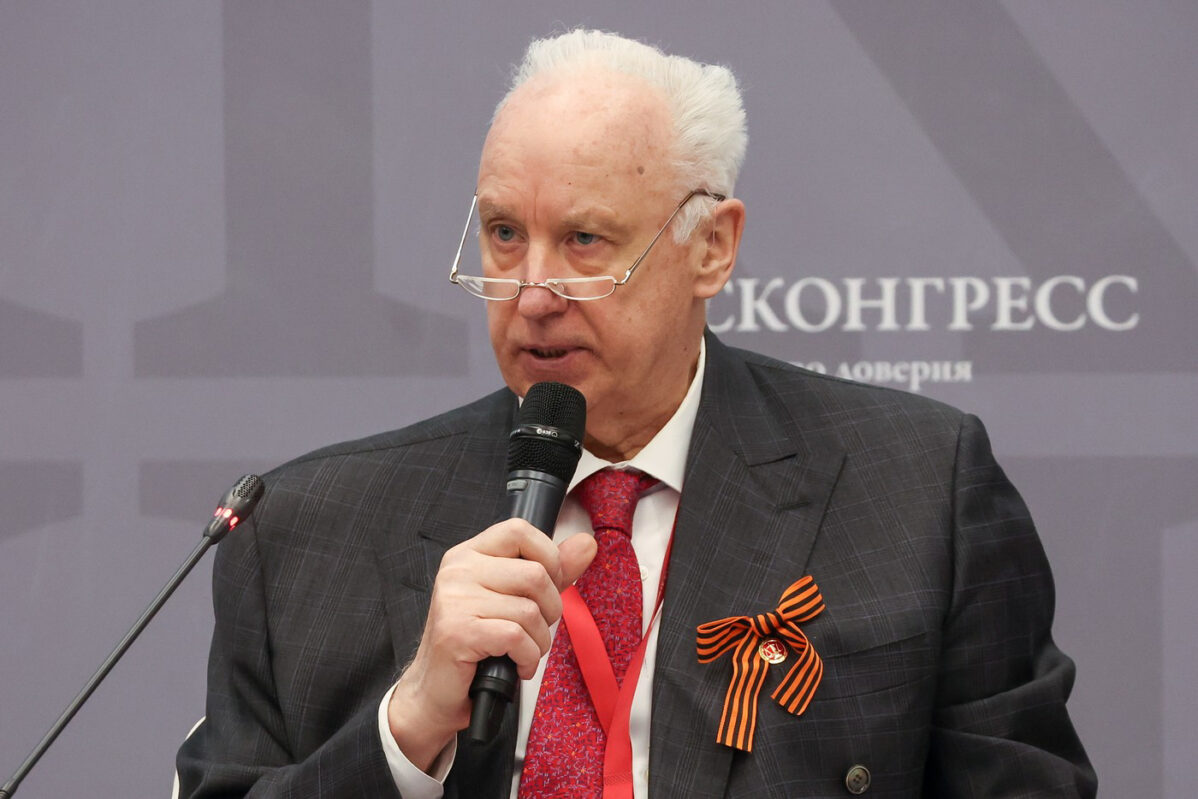 Александр Бастрыкин не&nbsp;смог пролоббировать своё назначение на&nbsp;должность главы Верховного суда, но&nbsp;ещё как минимум на&nbsp;год останется главой Следственного комитета