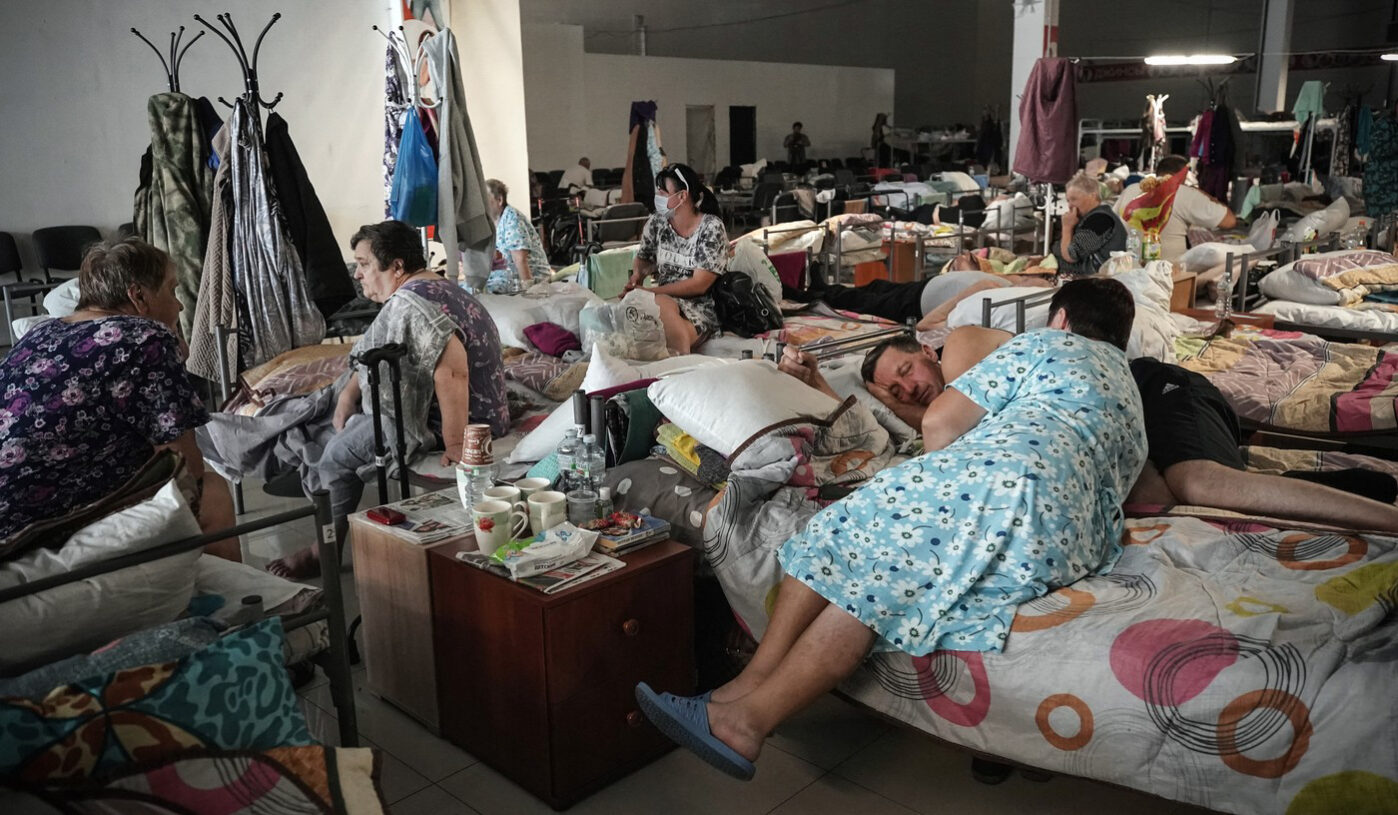 Год с&nbsp;вторжения ВСУ в&nbsp;Курскую область: Пункт временного размещения беженцев в&nbsp;Курской области