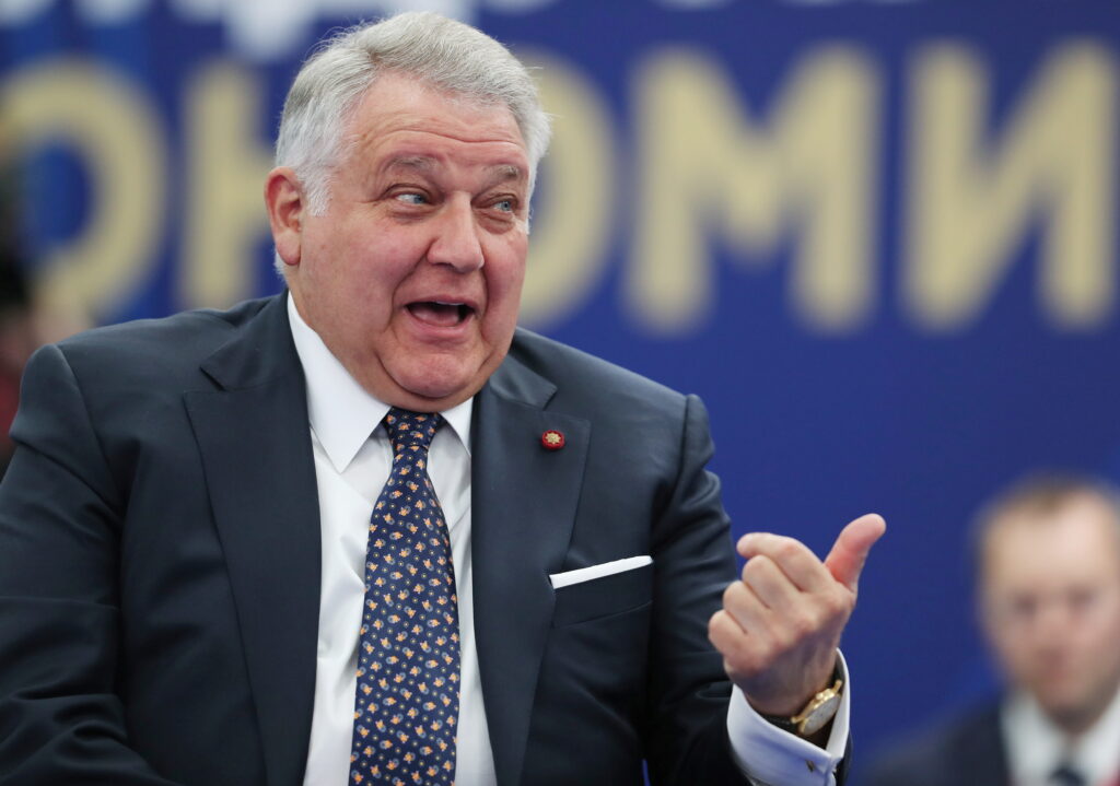 Арам Габрелянов мог купить телеграм-канал Baza в интересах братьев Юрия и Михаила Ковальчуков<br />