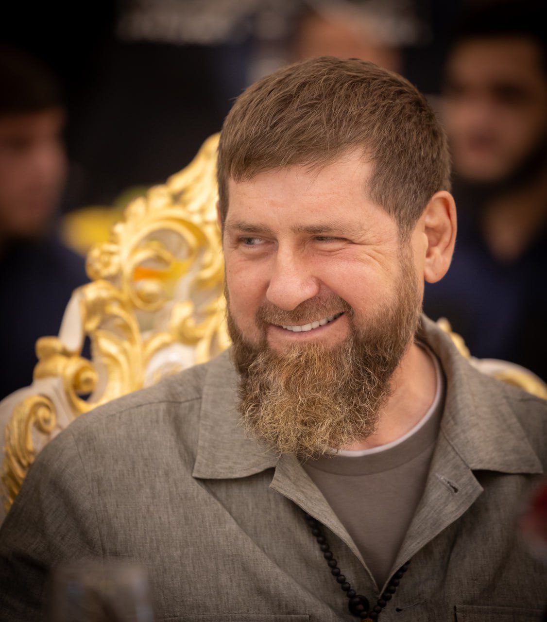 Рамзан Кадыров тяжело болен: врачи ему поставили нефростому, проводят диализ, а за здоровьем главы Чечни следит ФСБ