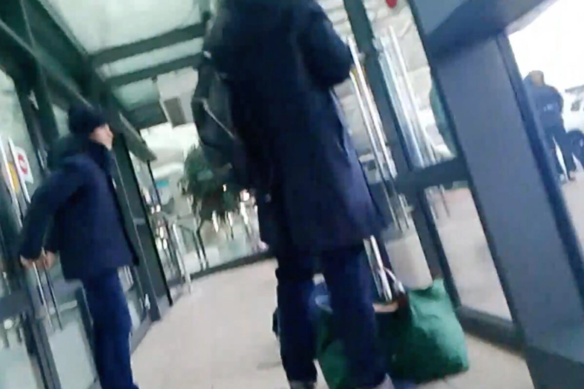 Аэропорт в Минске, зона перед выходом на посадку в самолет