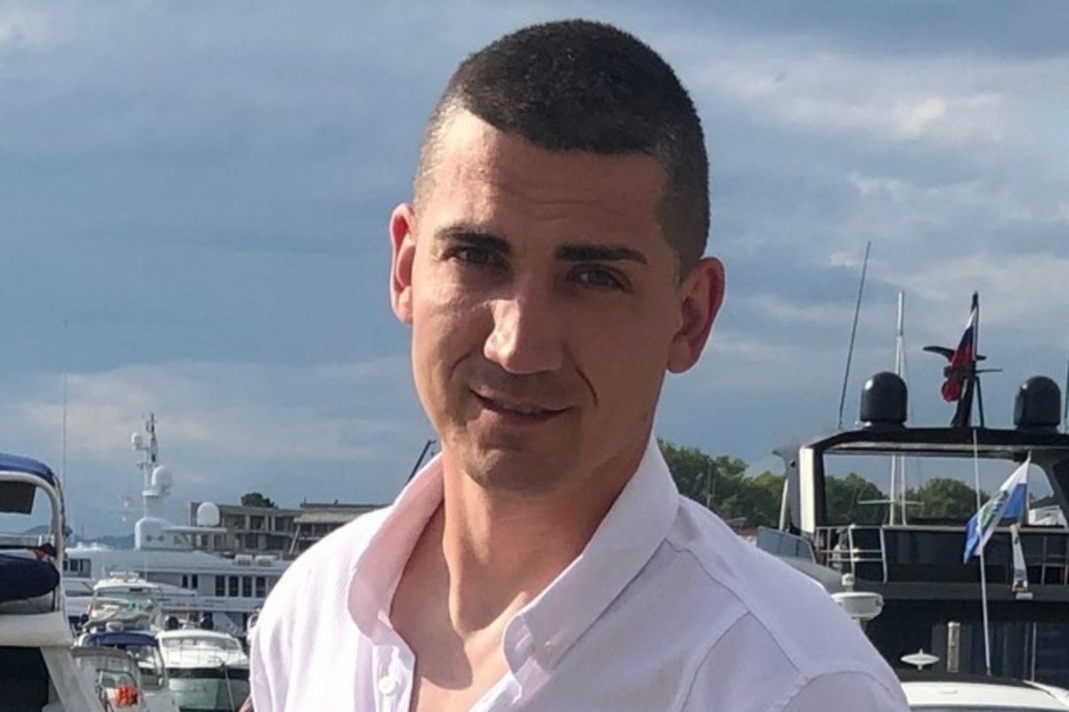 Василий Выдрин, замначальника колонии, где погиб Навальный, заставлял зеков ремонтировать свою квартиру