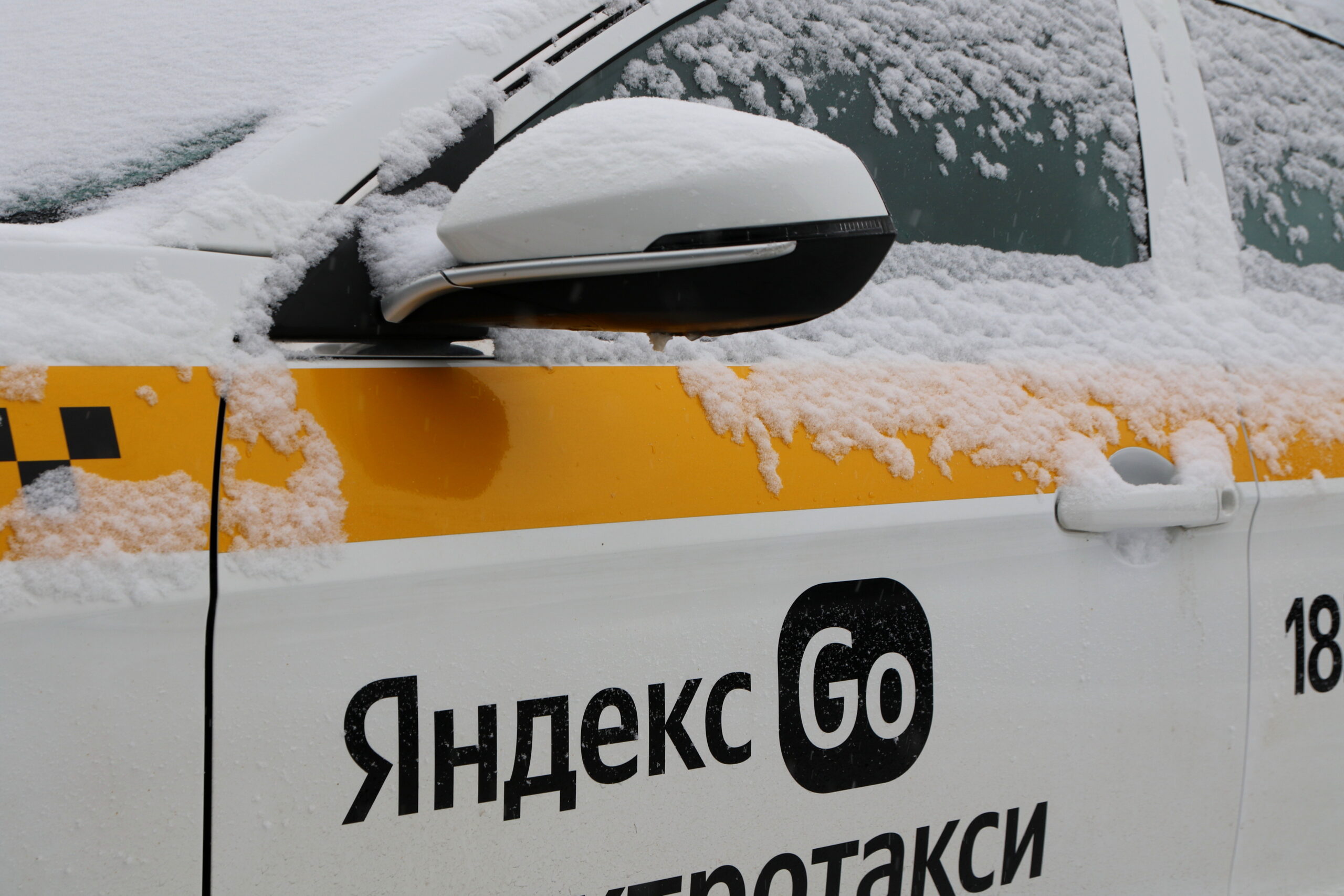 В регионах заметили повышение цен на такси в день забастовки водителей «Яндекса»