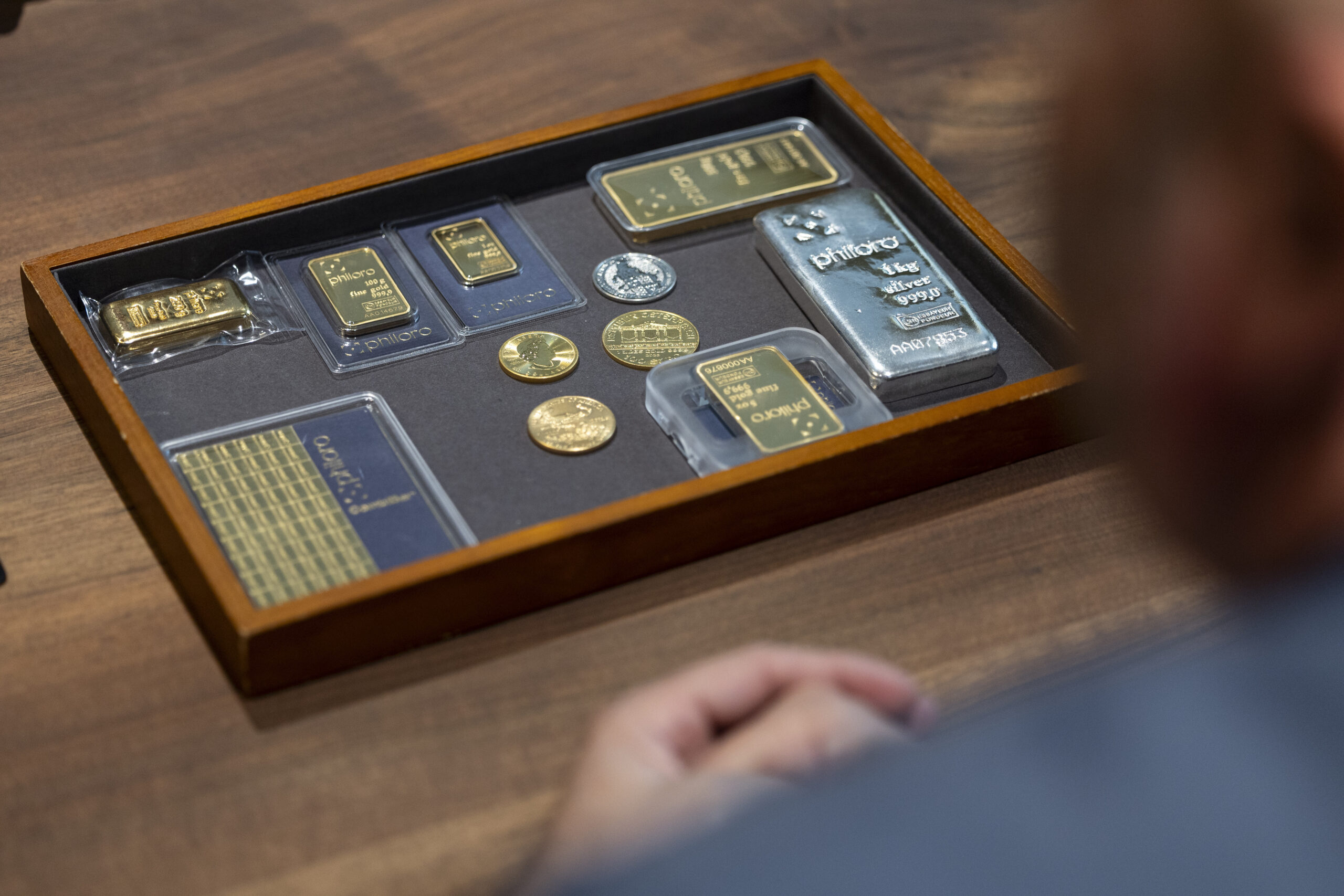 Цены на&nbsp;золото и&nbsp;серебро в&nbsp;начале 2026 года держатся на&nbsp;рекордно высоком уровне