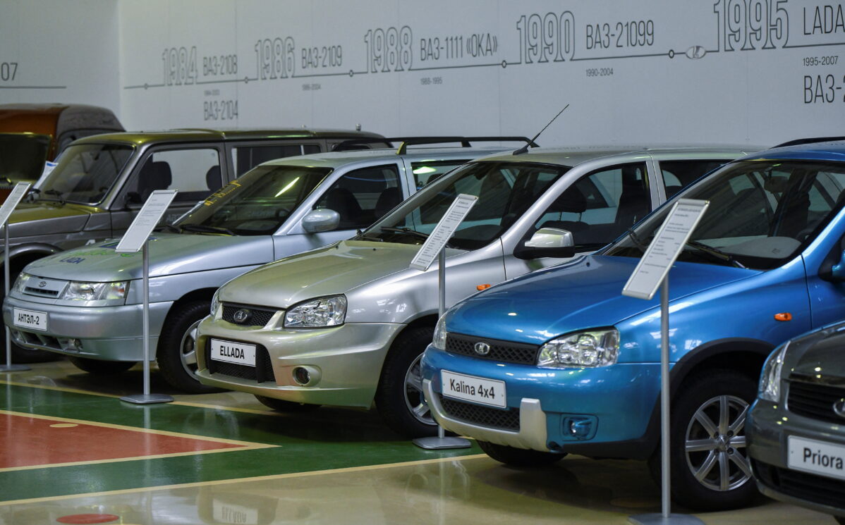 С&nbsp;1&nbsp;марта регистрируемые в&nbsp;такси автомобили должны быть российского производства и&nbsp;с&nbsp;минимальным уровнем локализации