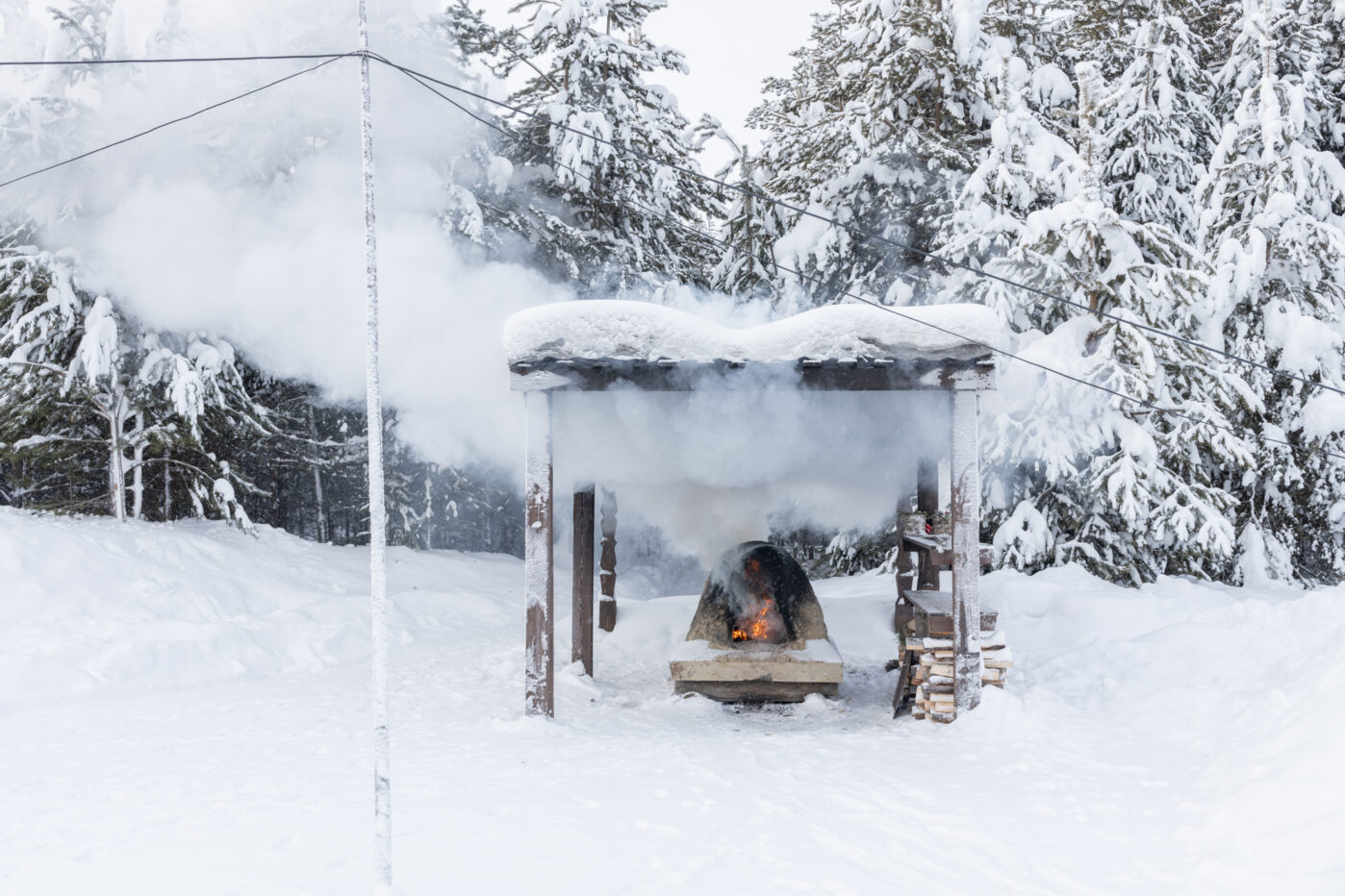 Печь у&nbsp;этнографического музея Казыма, используемая для выпечки хлеба