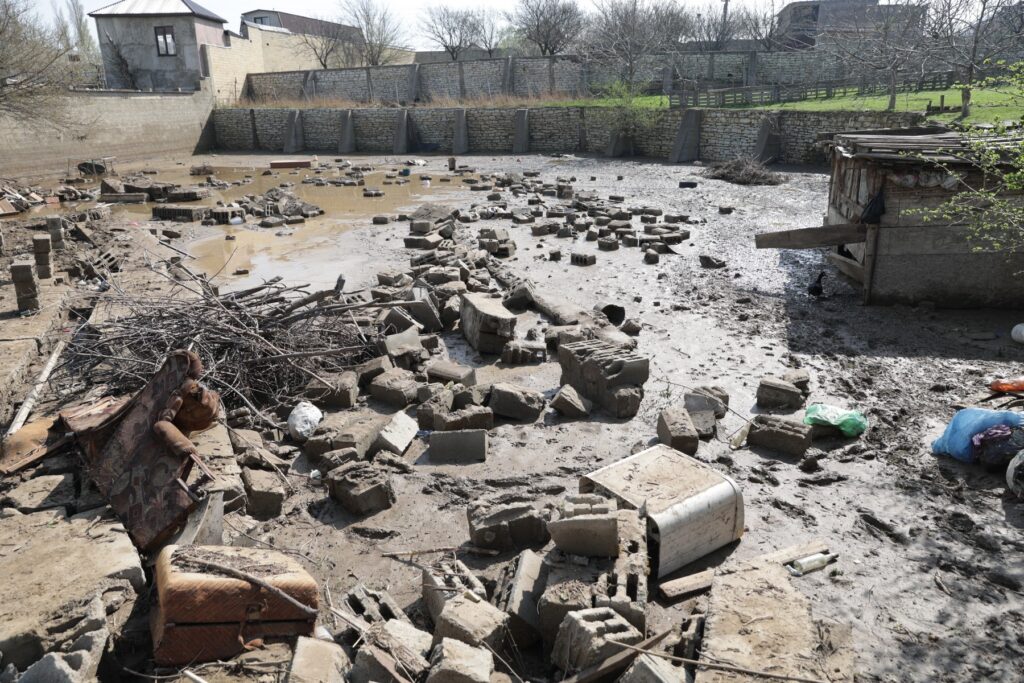 Владимир Путин отправил в&nbsp;отставку главу Дагестана Сергея Меликова и&nbsp;рекомендовал избрать на&nbsp;пост выходца из&nbsp;Нижегородской области и&nbsp;судью Федора Щукина